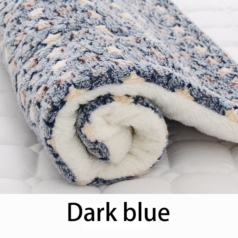 Pet Sleeping Pad Cat Bed Dog Bed Thickened Pet Soft Fur Pad Blanket Mattress Home Portable Warm Carpet Warm Sleep Cover